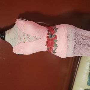 Pink lace floral dress. Size large